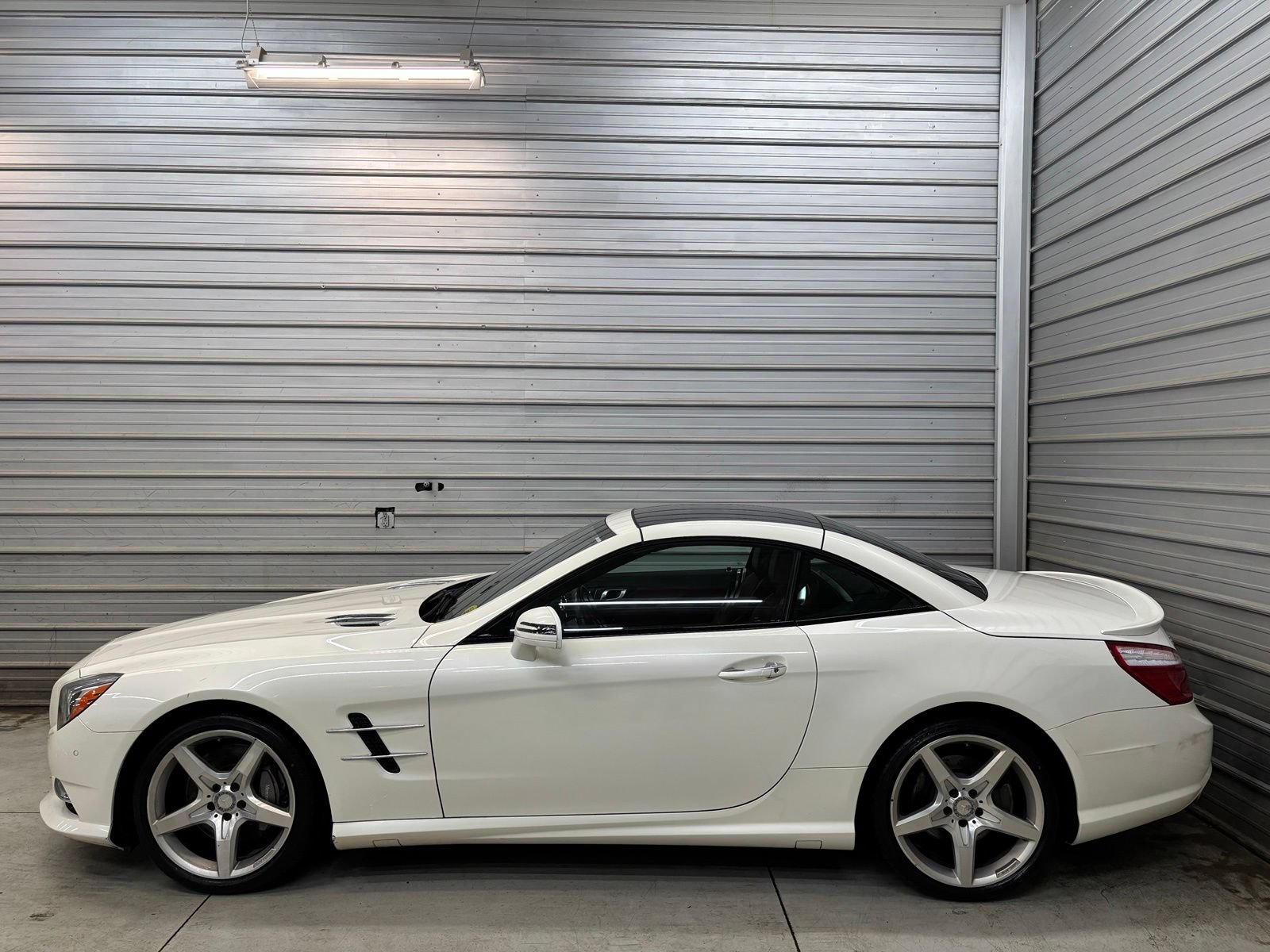 Used 2014 Mercedes-Benz SL 550 image 6