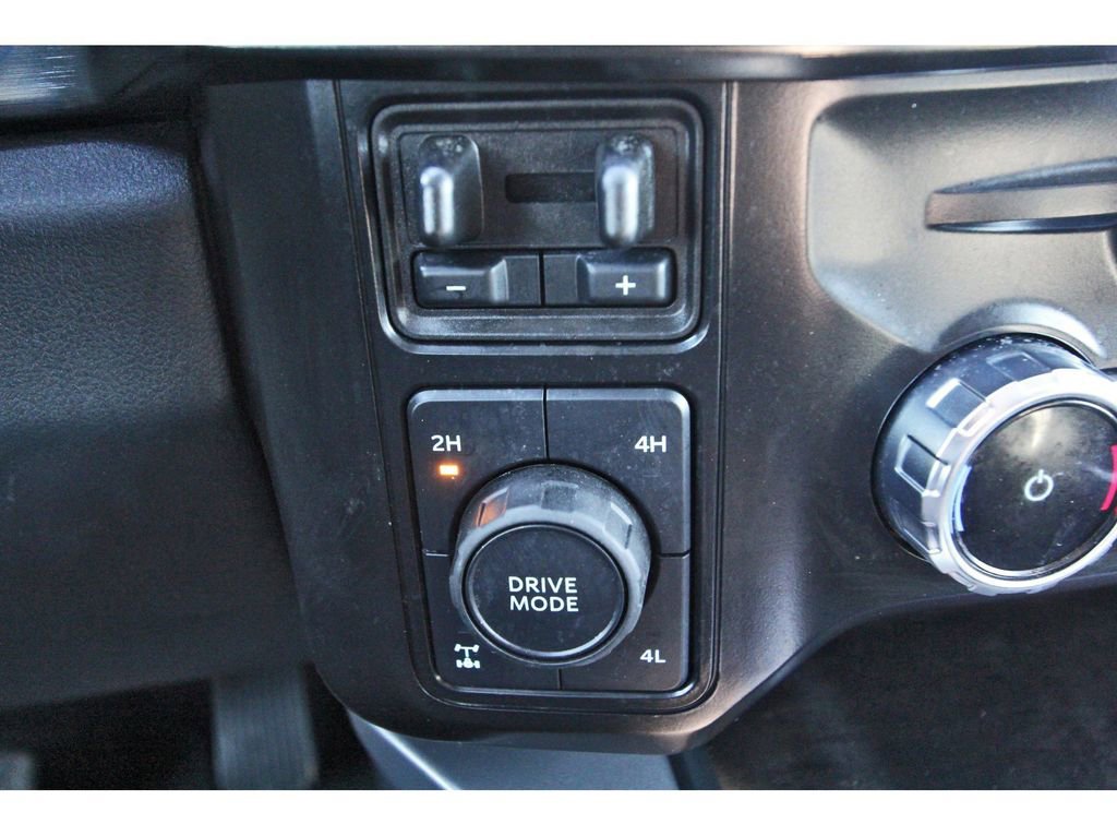 Certified 2024 Ford F350 Lariat w/ Lariat Ultimate Package AWD/4WD image 29