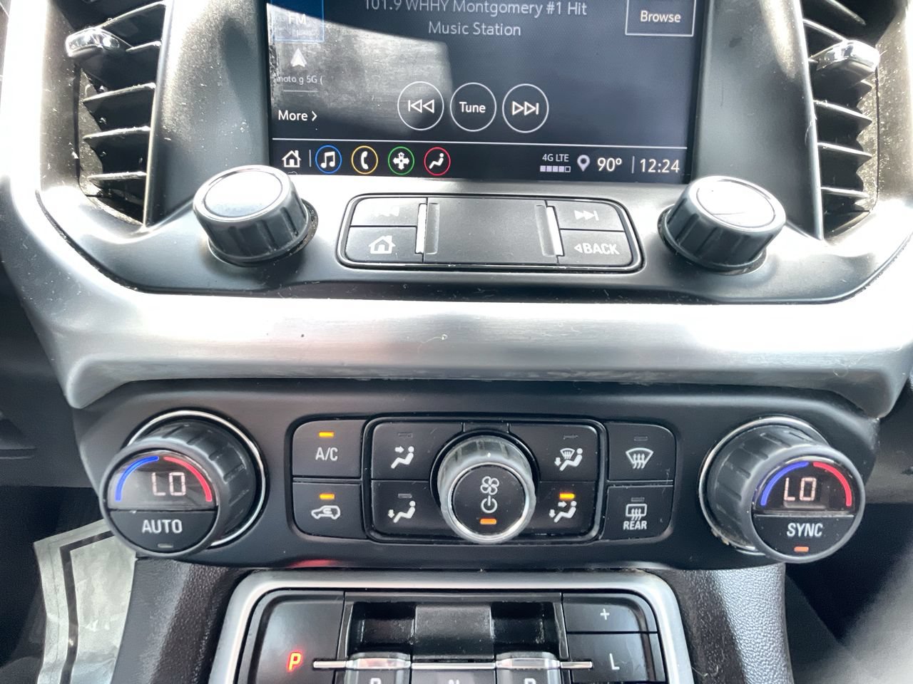 Used 2023 GMC Acadia SLE FWD image 18
