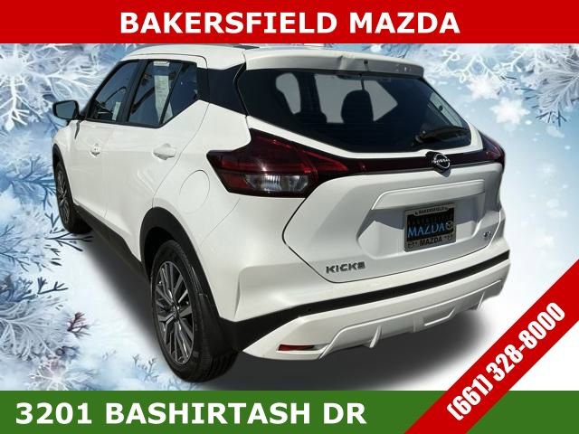 Used 2023 Nissan Kicks SV image 7