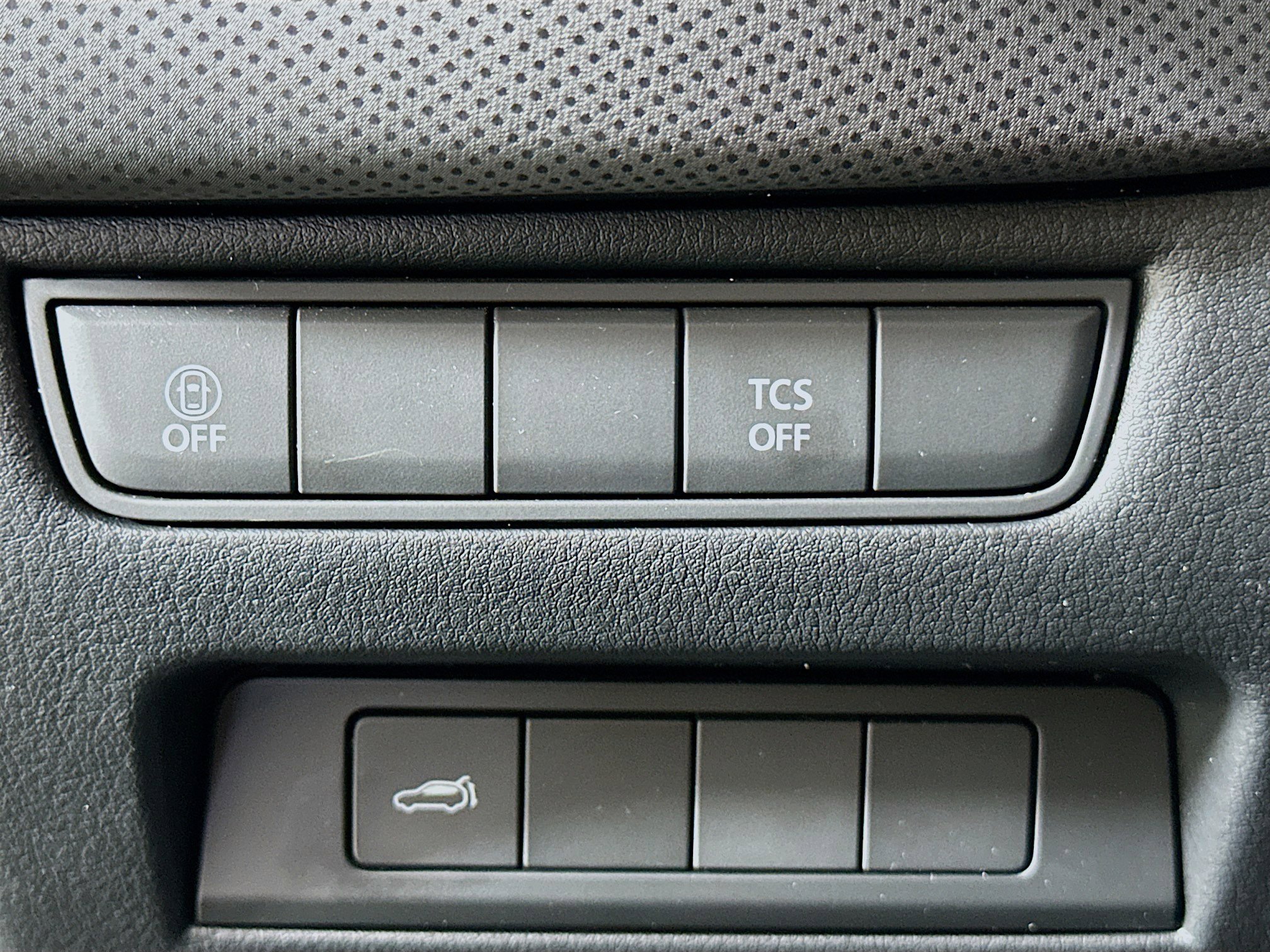 Used 2025 MAZDA CX-50 AWD 2.5 S w/ Premium Package image 17