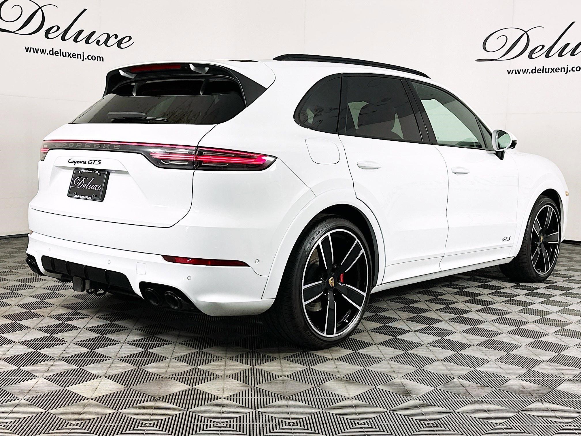 Used 2022 Porsche Cayenne GTS w/ Premium Package Plus AWD/4WD image 6