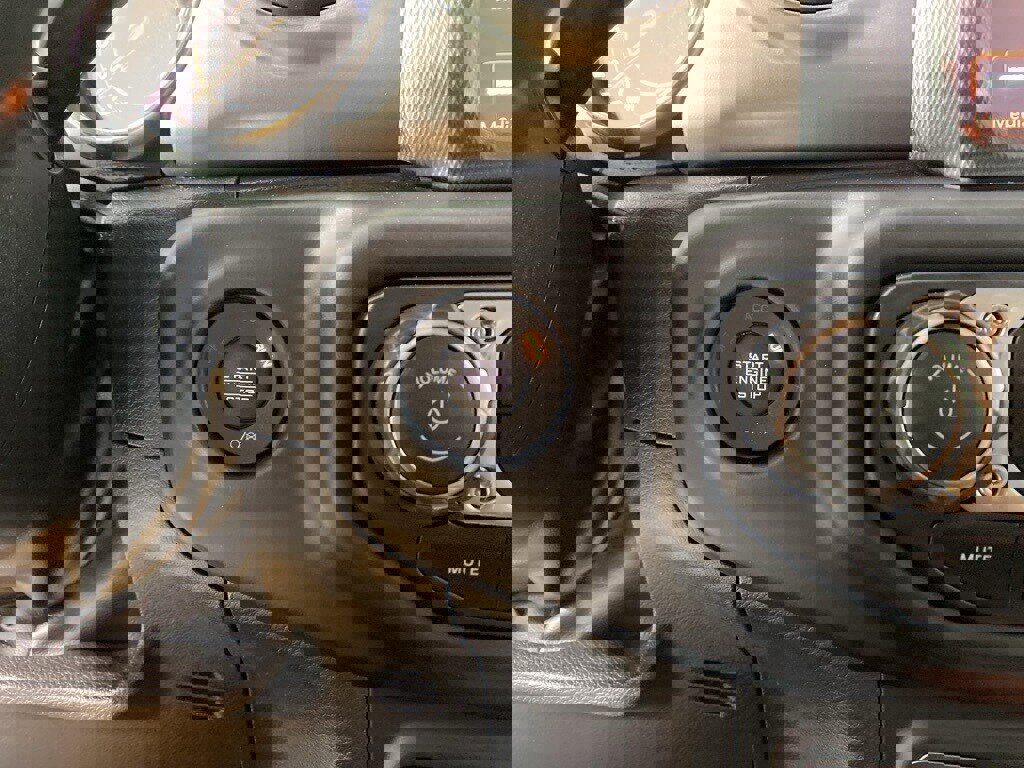 Used 2022 Jeep Wrangler Unlimited Willys image 17