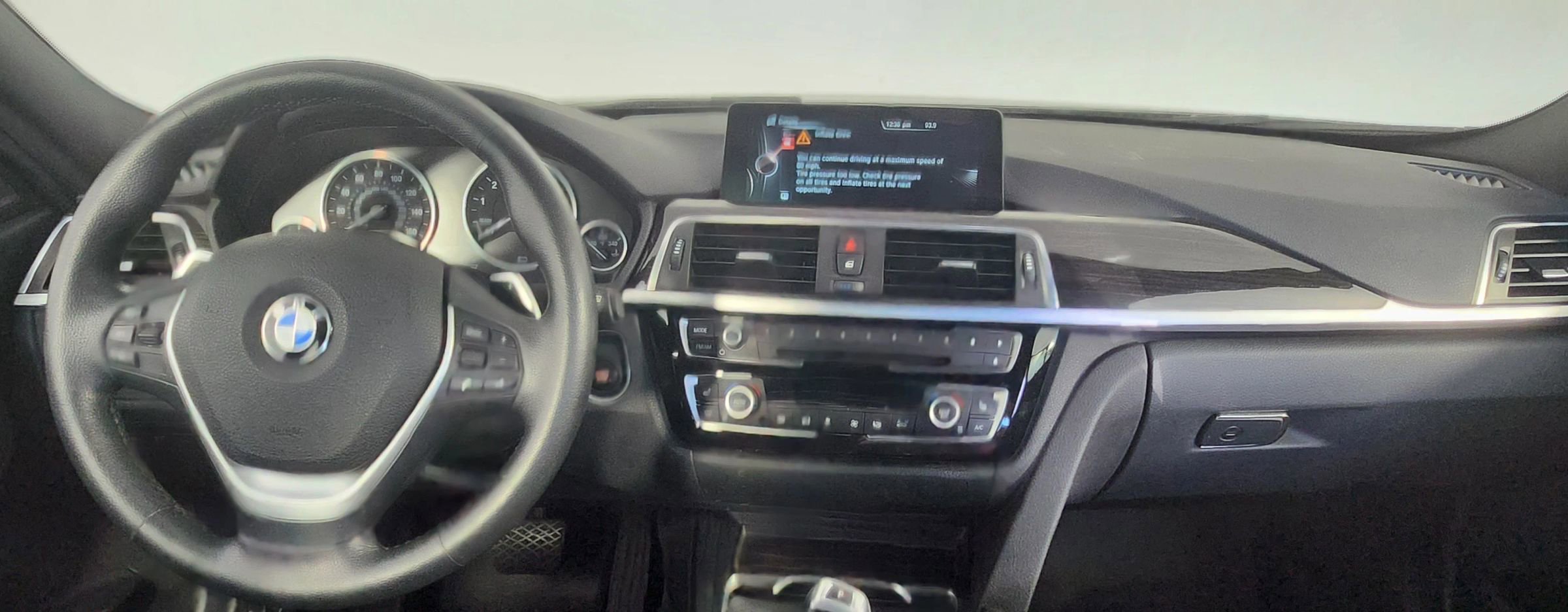 Used 2016 BMW 330e image 23