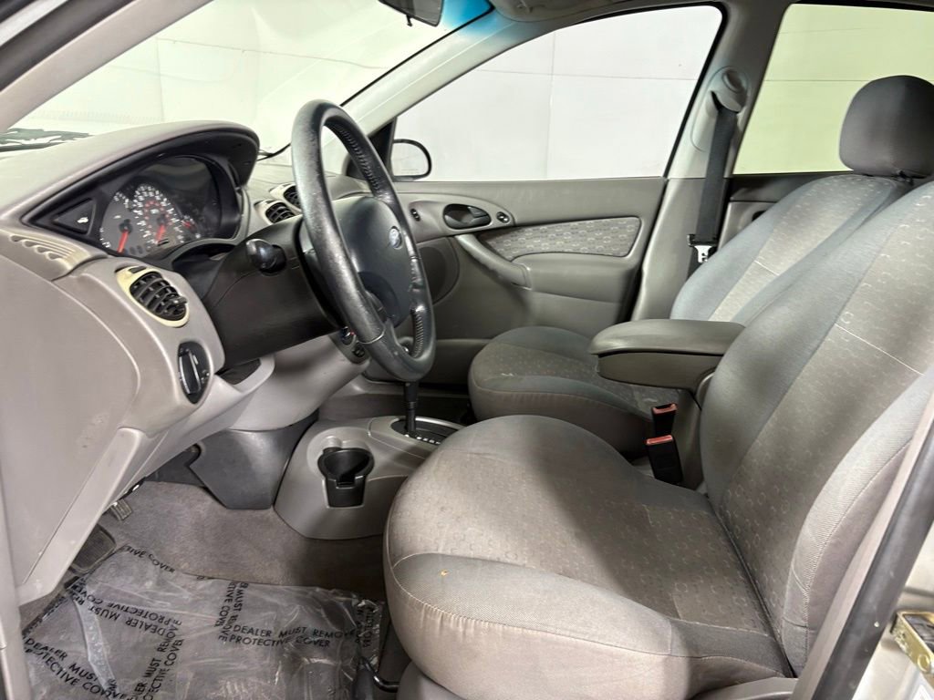 Used 2003 Ford Focus ZX5 Hatchback FWD image 19