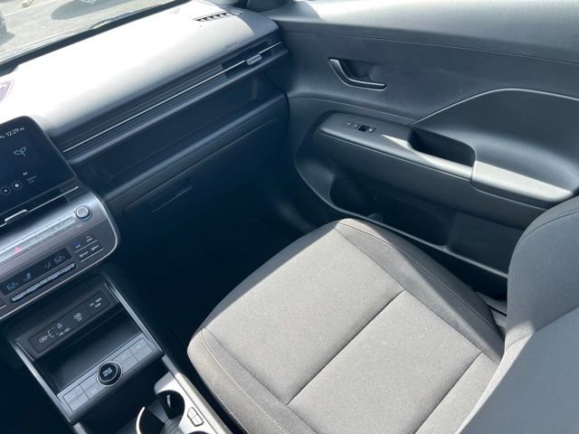 Certified 2024 Hyundai Kona SEL FWD image 15