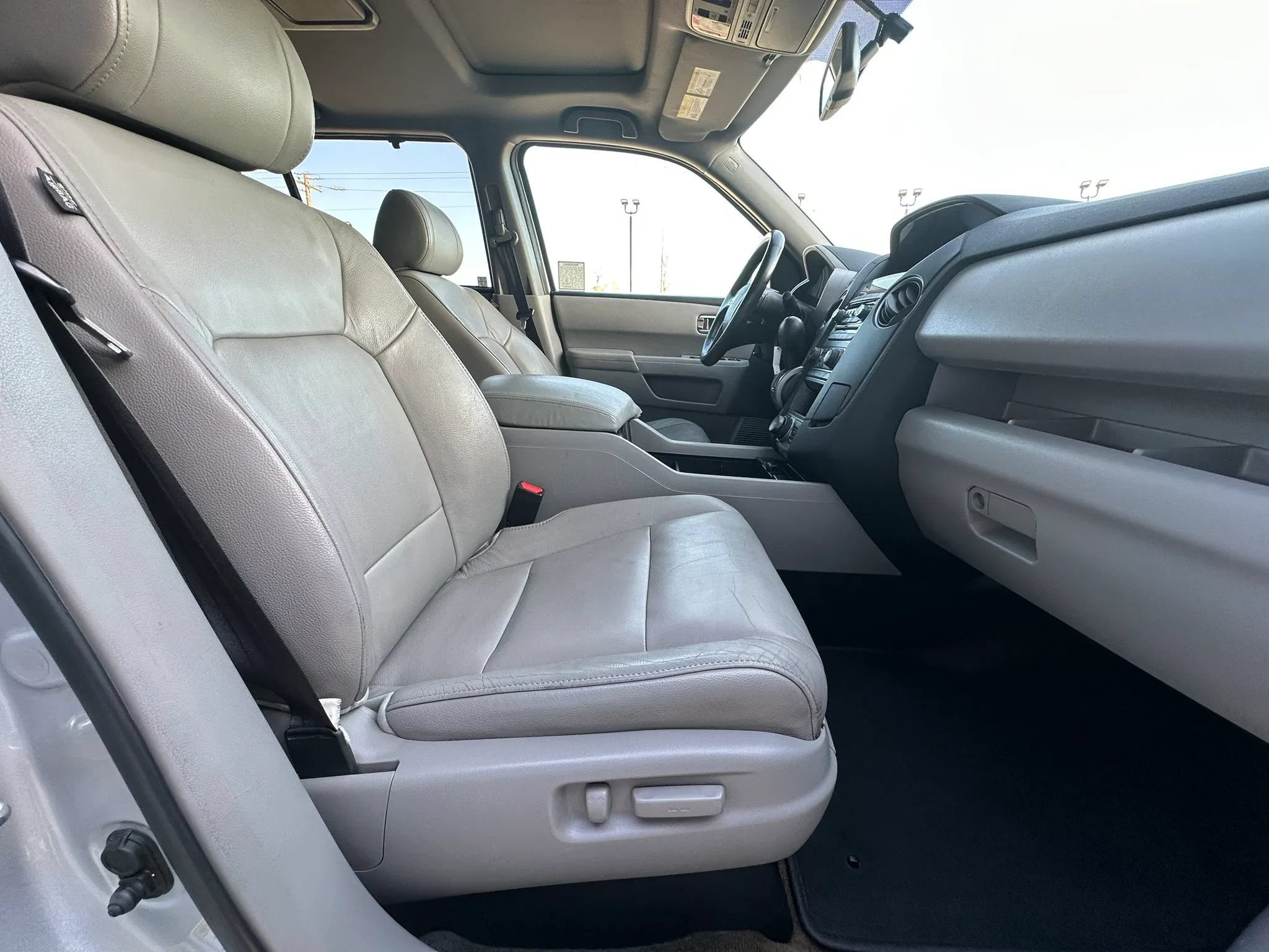 Used 2015 Honda Pilot Touring image 25