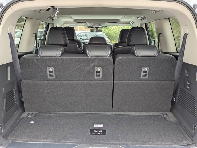 New 2026 INFINITI QX80 Luxe w/ Cargo Package RWD image 12