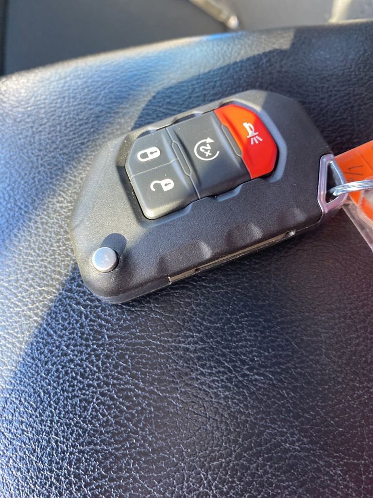 Used 2021 Jeep Gladiator Sport image 14