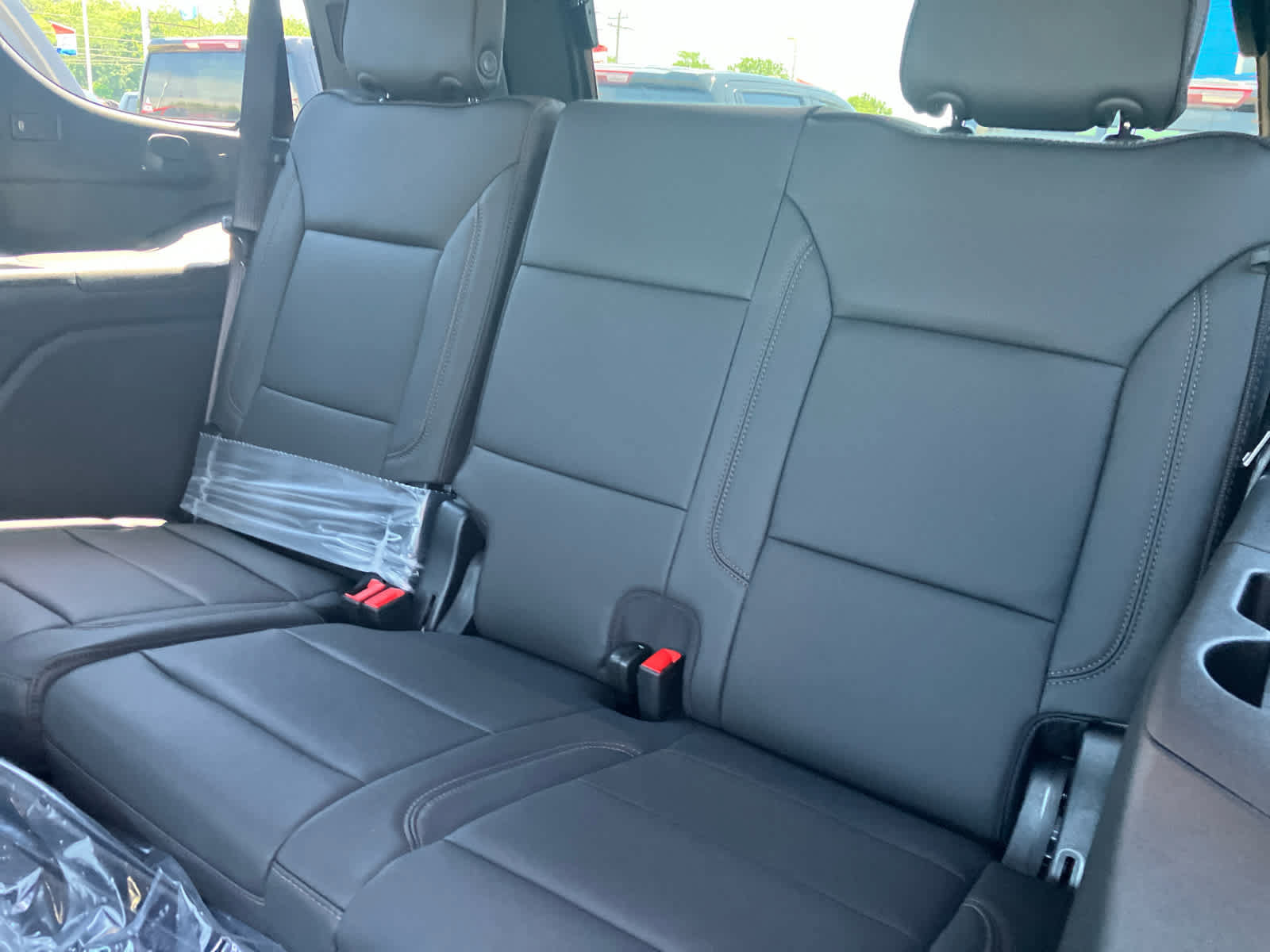 New 2026 Chevrolet Tahoe High Country AWD/4WD image 40