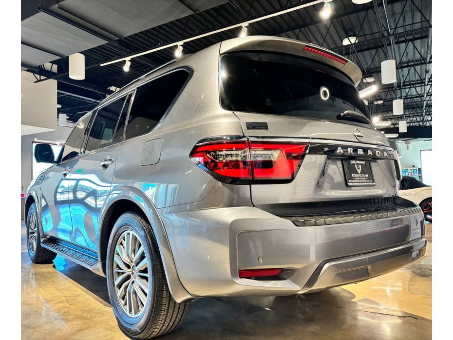 Used 2021 Nissan Armada SL w/ Captain's Chairs Package image 17
