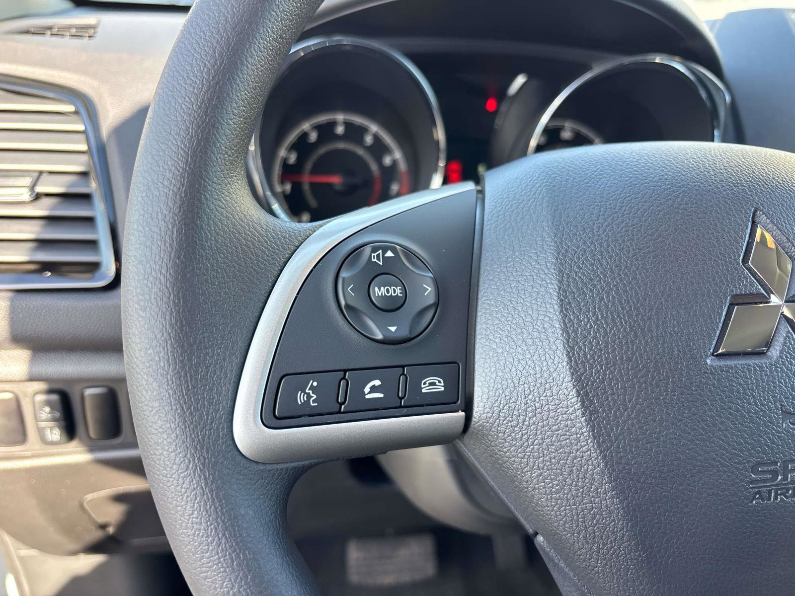 New 2026 Mitsubishi Outlander Sport ES image 10