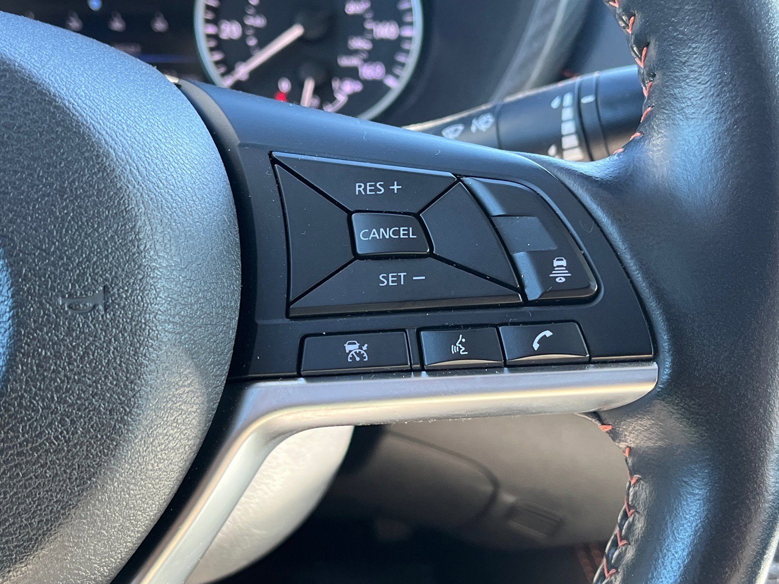 Used 2023 Nissan Sentra SR w/ SR Premium Package image 15