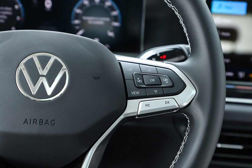 New 2026 Volkswagen Tiguan SE image 61