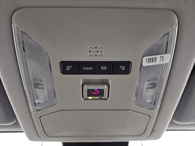 Certified 2025 Toyota RAV4 LE AWD/4WD image 28