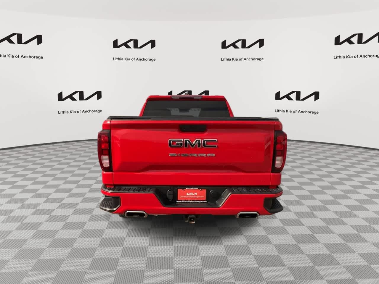 Used 2021 GMC Sierra 1500 Elevation w/ LPO, Elevation Black Package AWD/4WD image 7