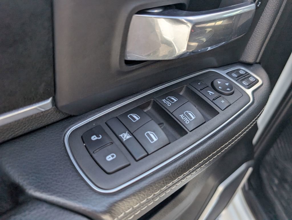 Used 2024 RAM 3500 Laramie w/ Towing Technology Group image 17