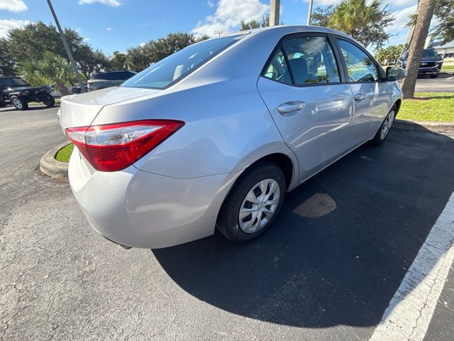 Used 2015 Toyota Corolla L FWD image 6