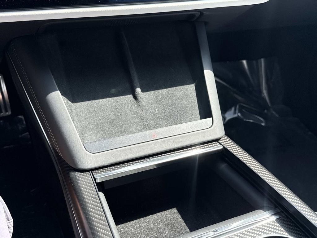 Used 2022 Tesla Model S Plaid image 28