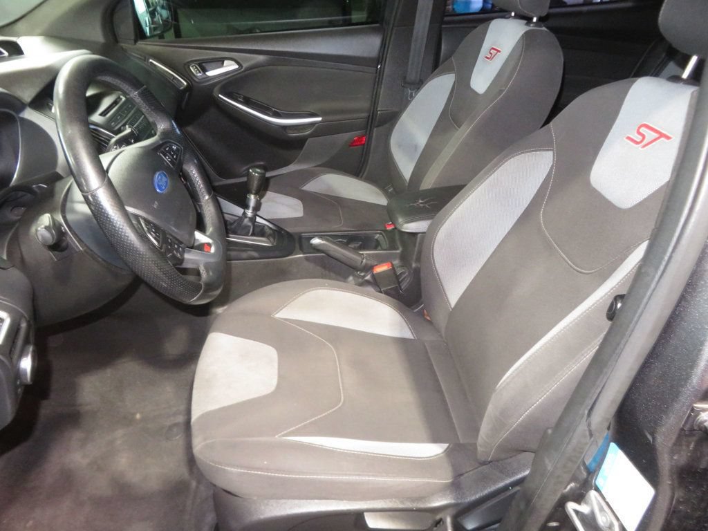Used 2016 Ford Focus ST FWD image 20