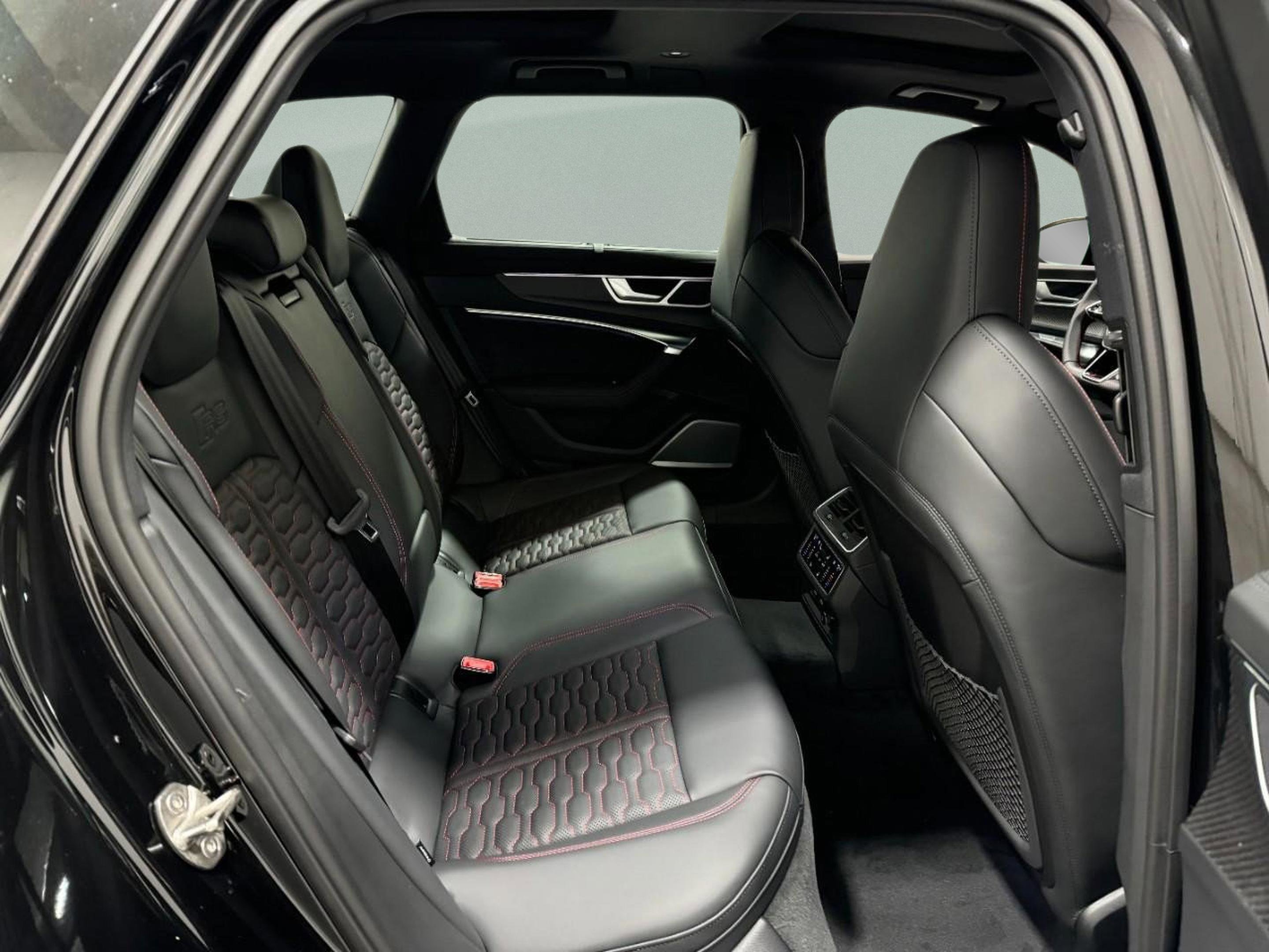 New 2026 Audi RS 6 performance image 9