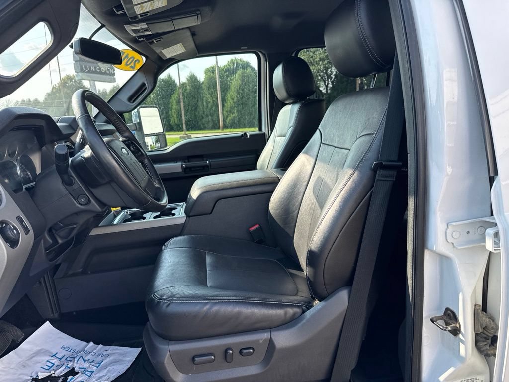 Used 2015 Ford F250 Lariat w/ Chrome Package AWD/4WD image 6