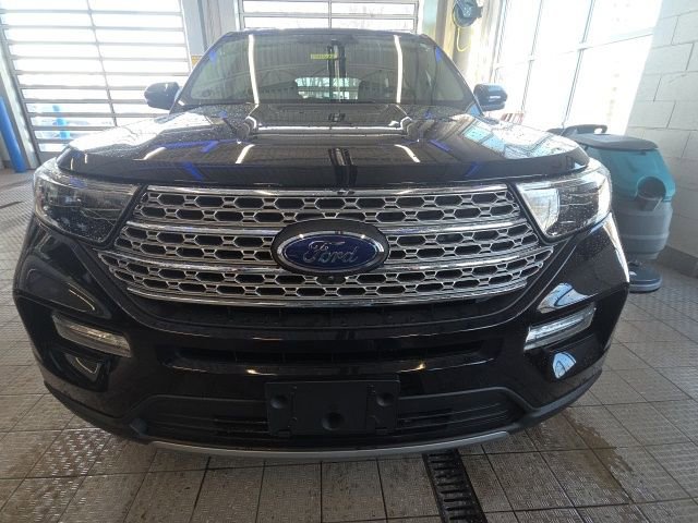 Used 2020 Ford Explorer Limited w/ Class III Trailer Tow Package image 18