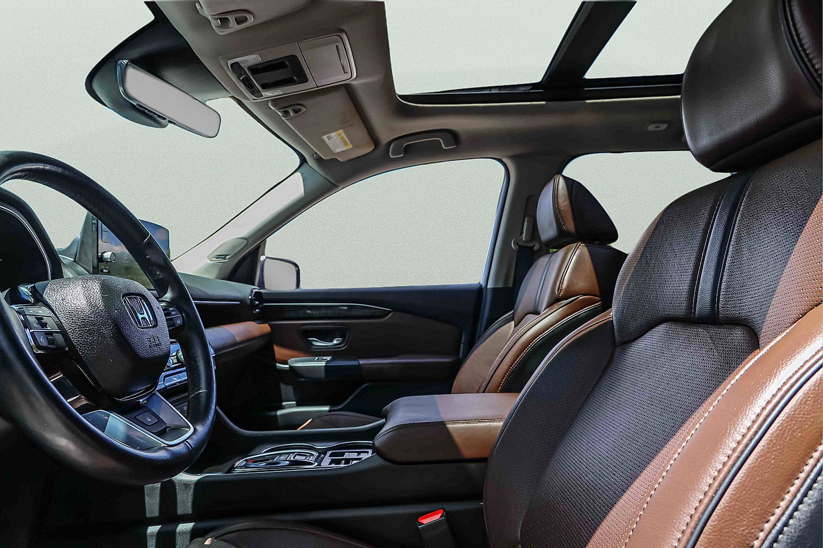 Used 2023 Honda Pilot Elite image 9