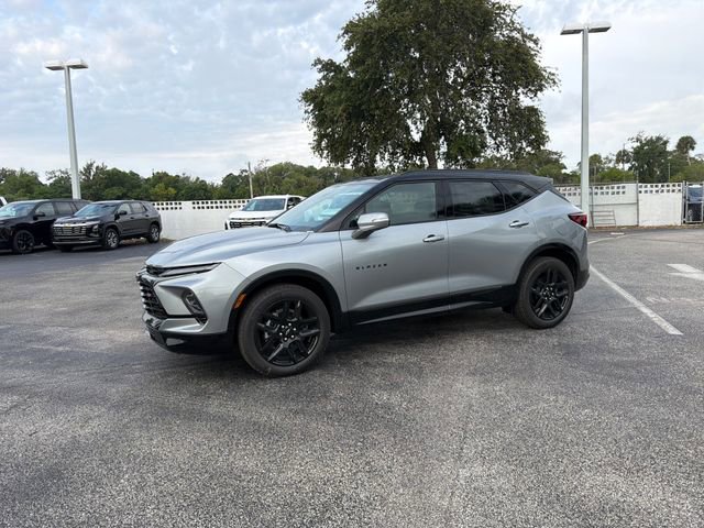 New 2026 Chevrolet Blazer RS w/ Driver Confidence II Package FWD image 3