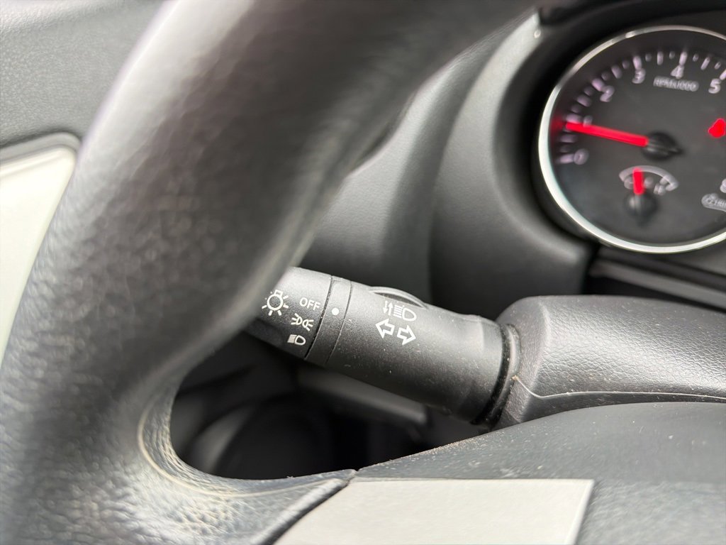 Used 2015 Nissan Rogue S w/ Convenience Package image 29