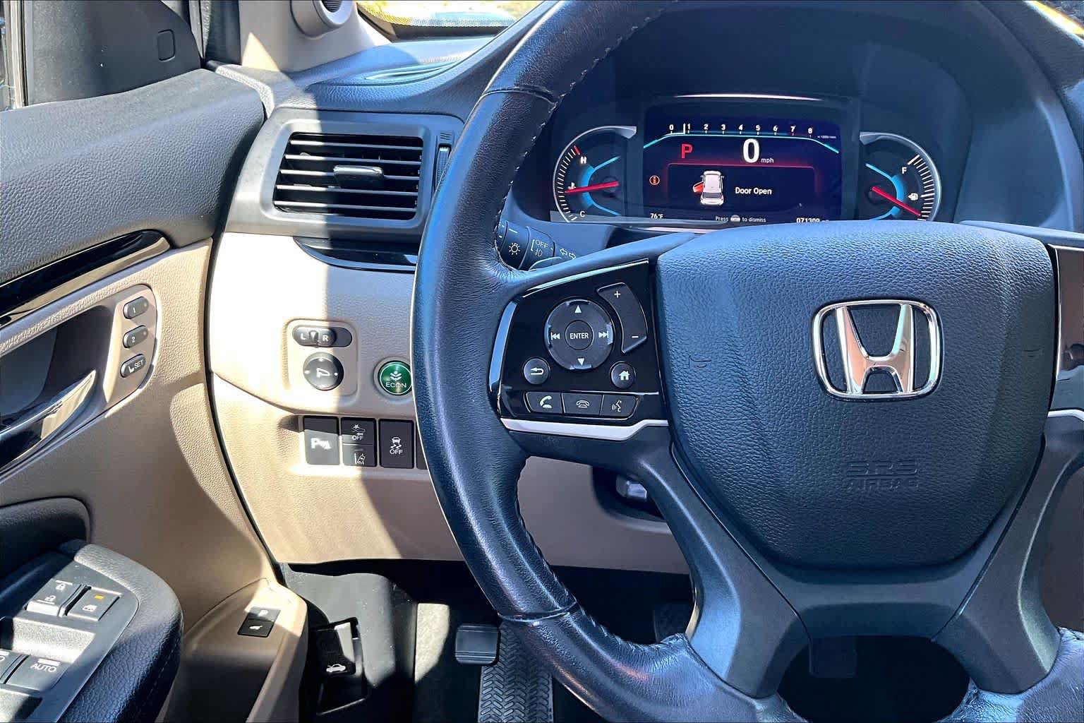 Used 2022 Honda Pilot Touring image 26