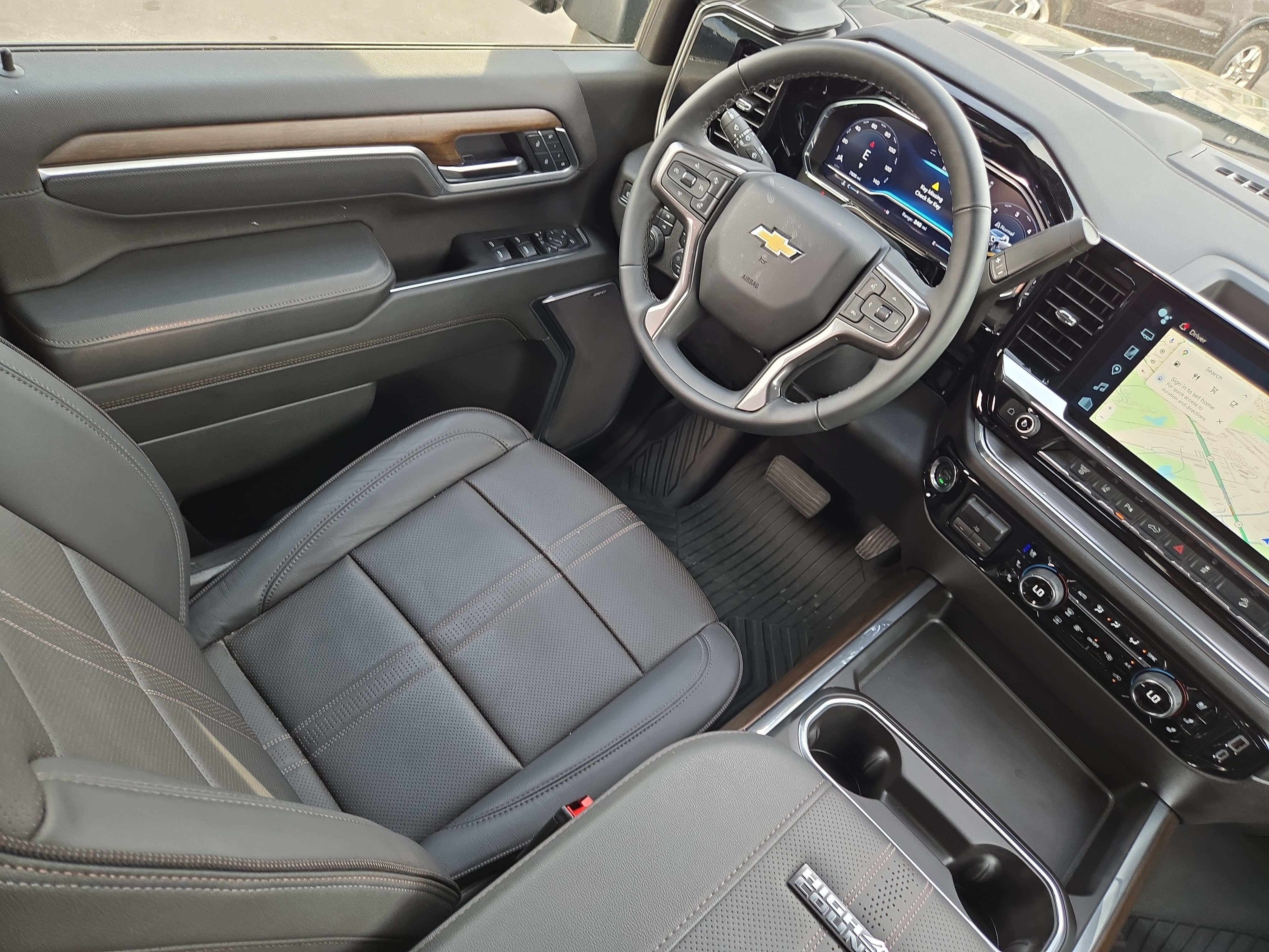 Used 2025 Chevrolet Silverado 2500 High Country w/ Technology Package AWD/4WD image 20