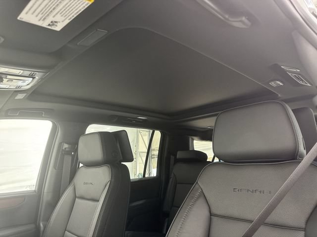 New 2026 GMC Yukon XL Denali w/ Denali Reserve Package RWD image 19