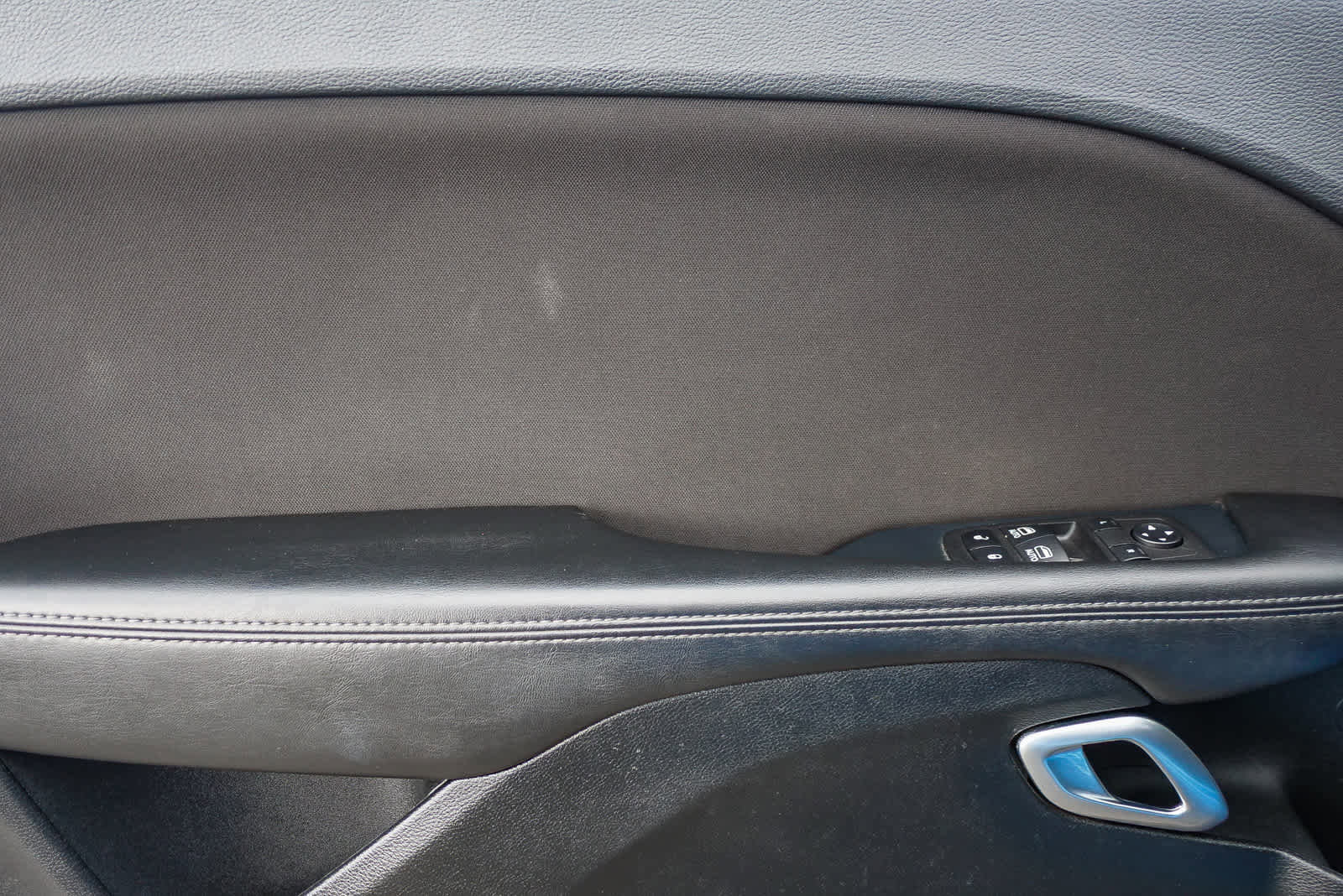 Used 2023 Dodge Challenger SXT w/ Blacktop Package RWD image 21