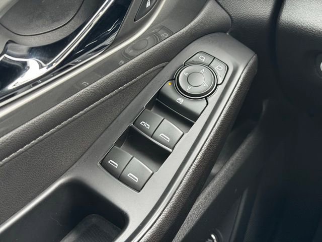 Certified 2023 Chevrolet Traverse LT image 31