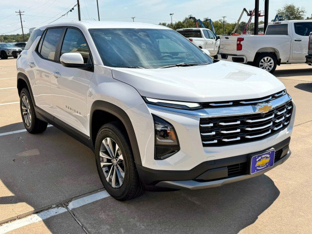 New 2027 Chevrolet Equinox LT w/ Convenience Package II FWD image 7