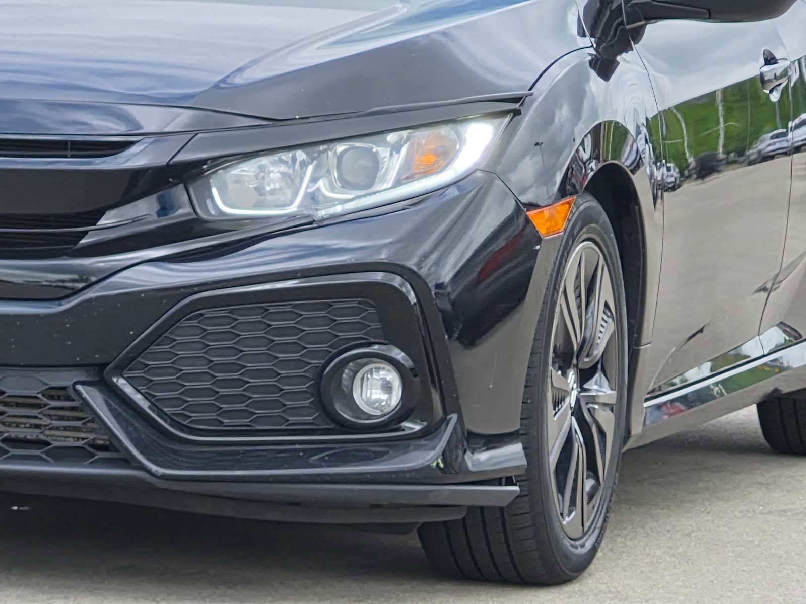 Used 2018 Honda Civic EX image 10