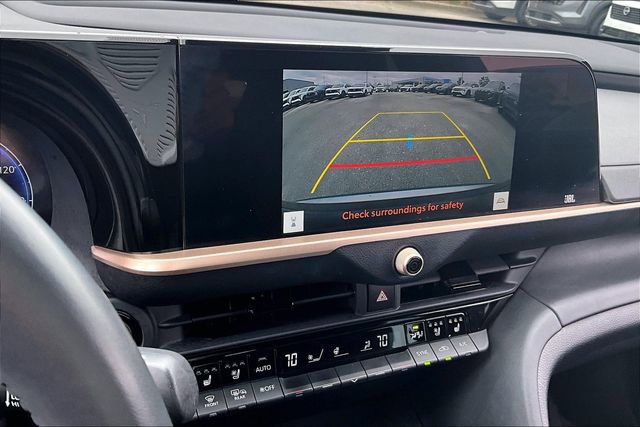 Used 2023 Toyota Crown Limited AWD/4WD image 13