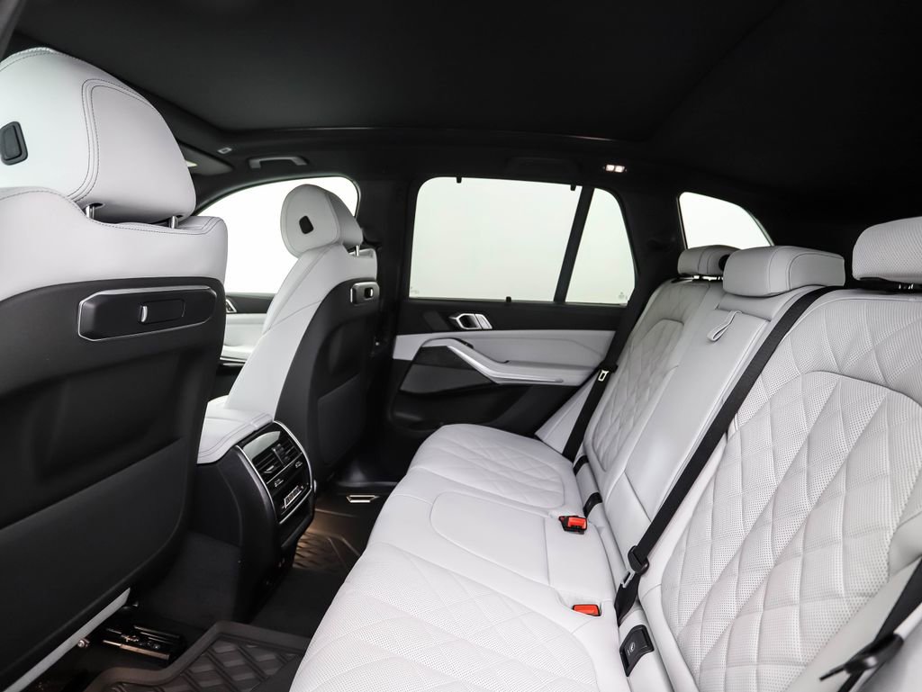 Used 2026 BMW X5 xDrive40i image 22