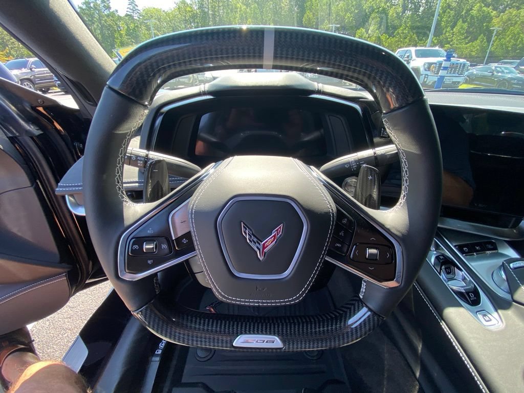 Used 2025 Chevrolet Corvette Z06 RWD image 15