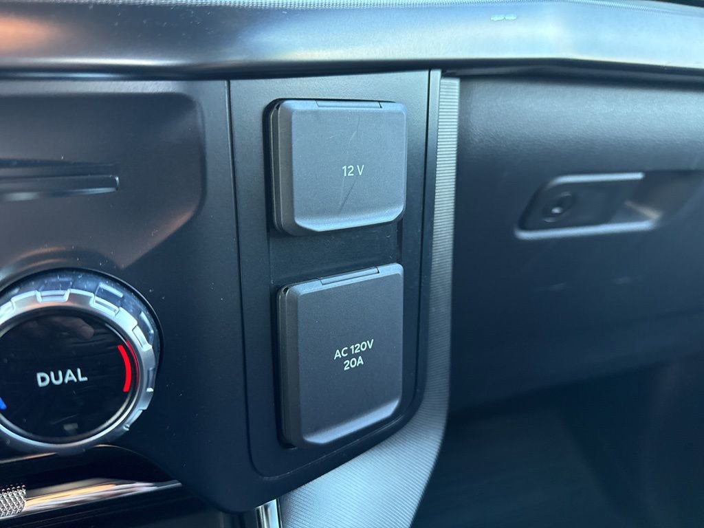 Certified 2023 Ford F150 Platinum w/ Equipment Group 701A High image 34