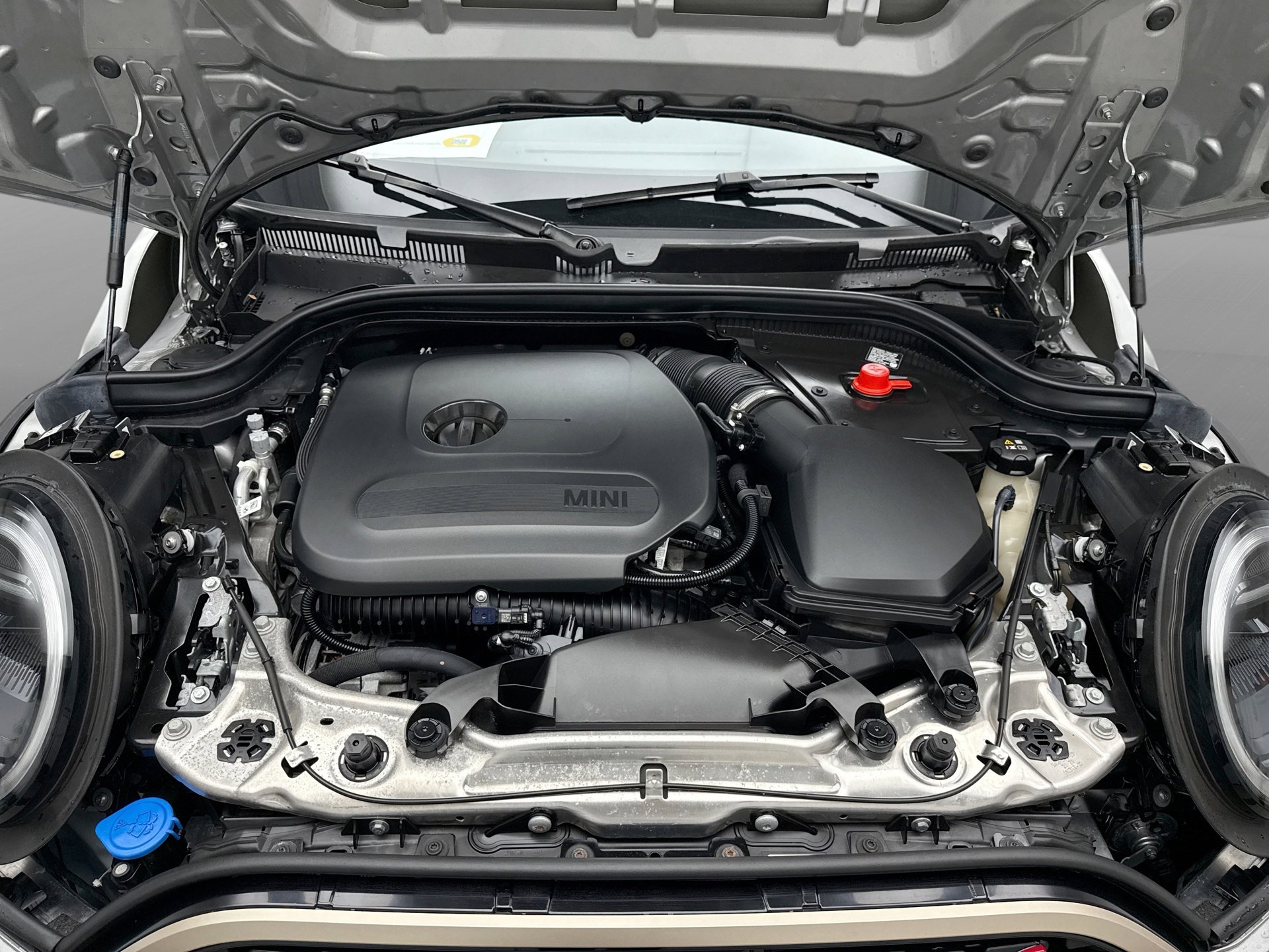 Used 2025 MINI Cooper S FWD image 27