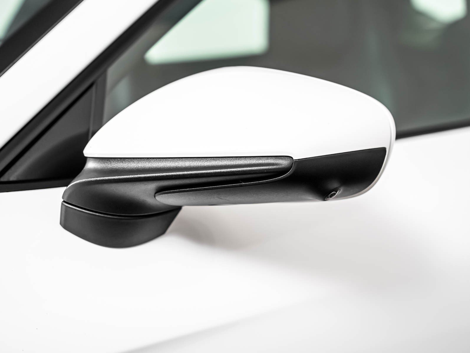Certified 2023 Porsche Taycan RWD image 26
