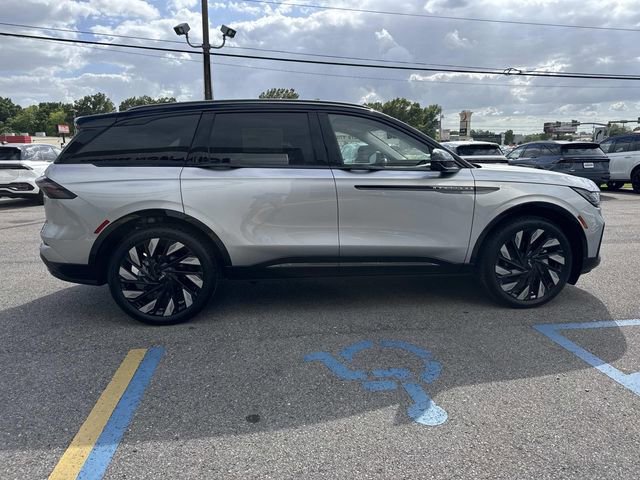 New 2026 Lincoln Nautilus Reserve w/ Jet Appearance Package AWD/4WD image 3