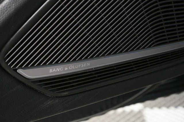 Used 2023 Audi S4 Premium Plus w/ Premium Plus Package image 7