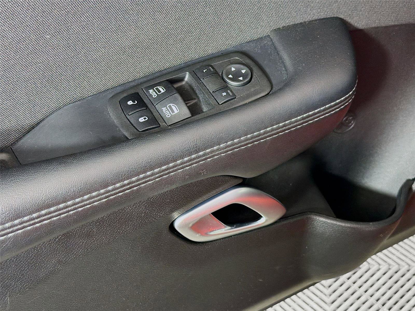 Used 2023 Dodge Challenger R/T image 18