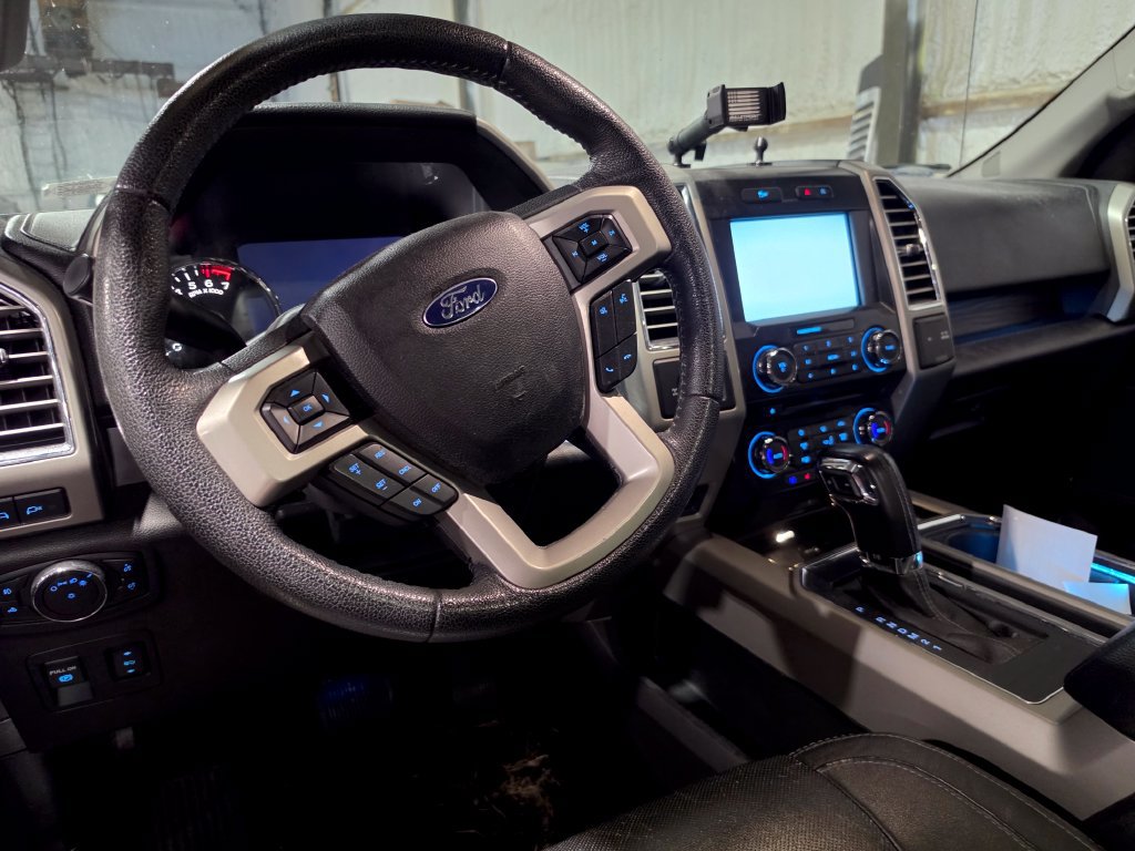 Used 2015 Ford F150 Lariat w/ Equipment Group 501A Mid RWD image 4