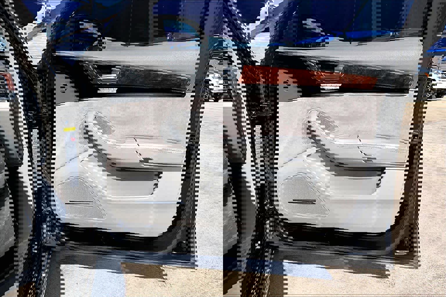 Used 2014 Audi A8 L 3.0T w/ Premium Package image 22