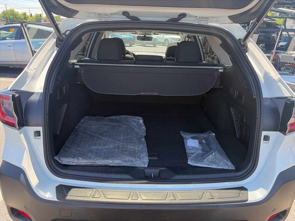 Used 2023 Subaru Outback Onyx Edition AWD/4WD image 32