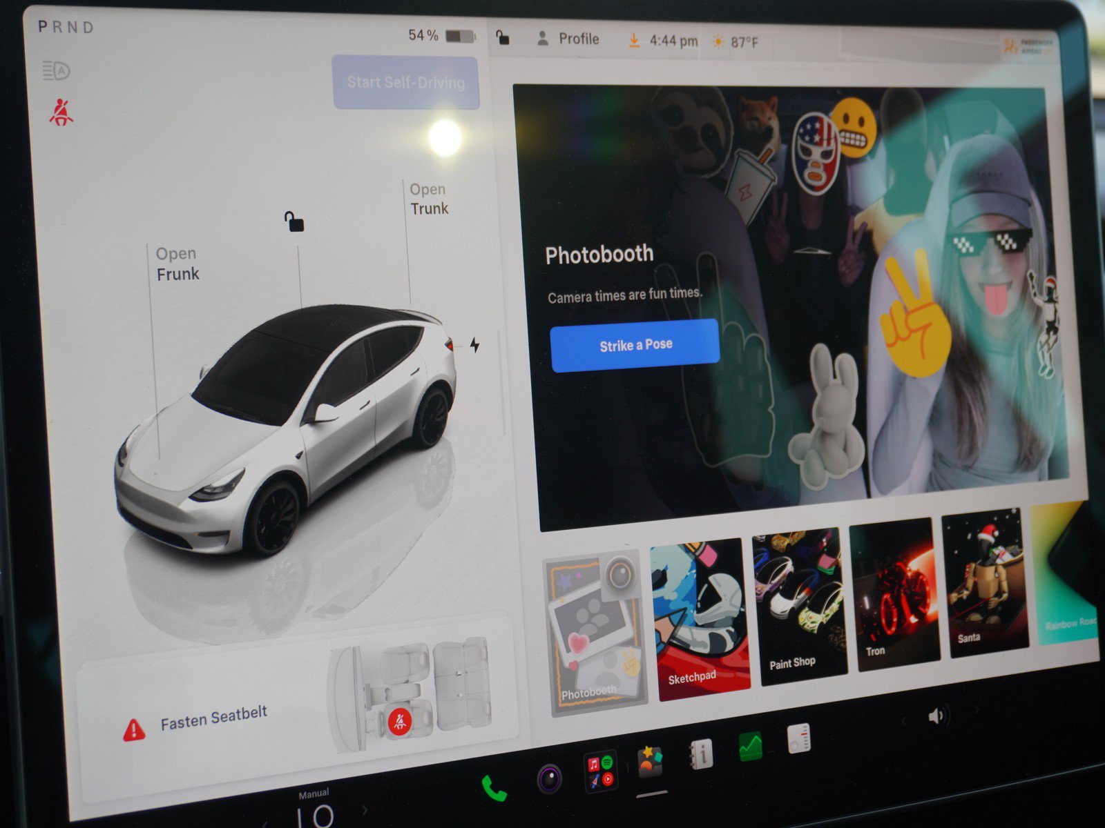 Used 2022 Tesla Model Y Performance AWD/4WD image 29